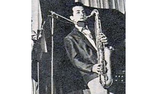 MUSTAFA TOROSLU  (FLÜT, SAKSAFON)